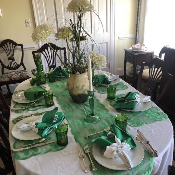 Meet your Posher, Arlene - Picture 1 of 1